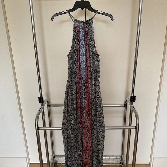 Aqua | Dresses | Aqua Black And White Halter Maxi Dress | Poshmark